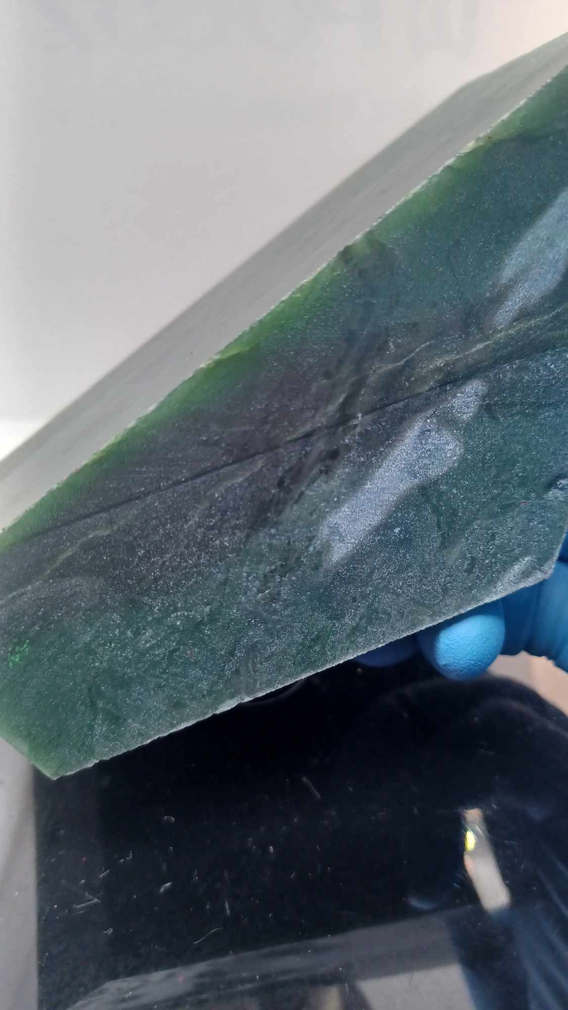 Translucency of Nephrite Jade Rough high Translucency