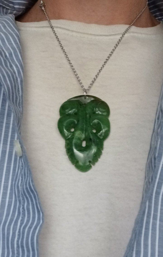 High Quality Nephrite Jade Facemask Necklace - New Zealand/Māori Inspired