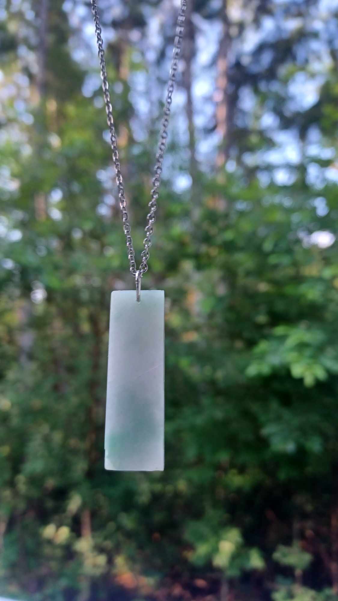 White/Green Jadeite Drop Pendant Necklace